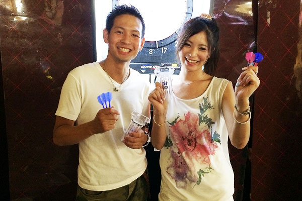 i Darts ワールドのスタッフを破ったペアが東京代表に!